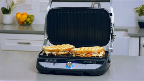 It combines the strength and durability of steel with the heat conduction of aluminum. . Pampered chef griddle